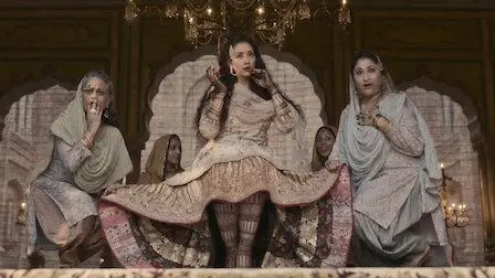 《情迷希拉曼地 璀璨名姝》：风月背后的血泪史，当名流光环照不亮孤寂灵魂